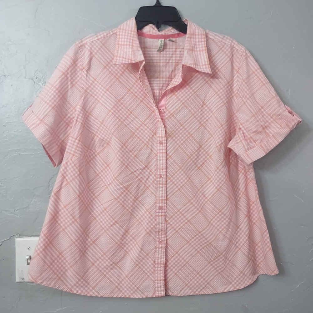 St John's Bay shirt blouse for women size 1X in good condition , stretch , nice.